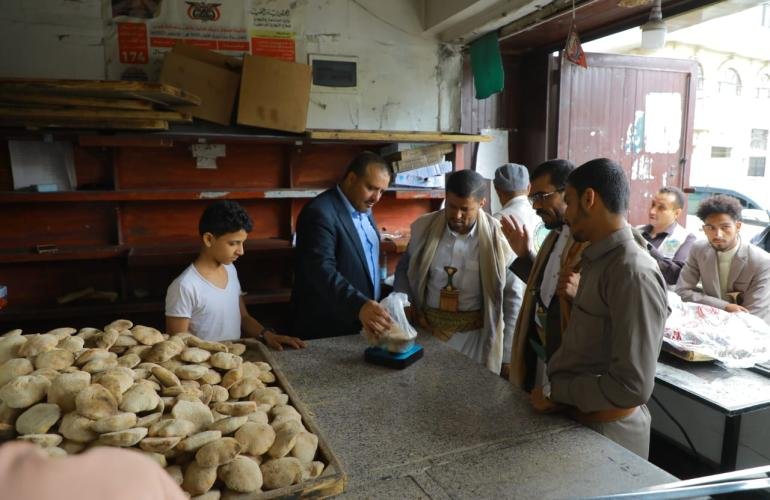 القائم بأعمال وزير الاقتصاد يدشن حملة رقابية لحماية رغيف الخبز وتعزيز الاستقرار المعيشي